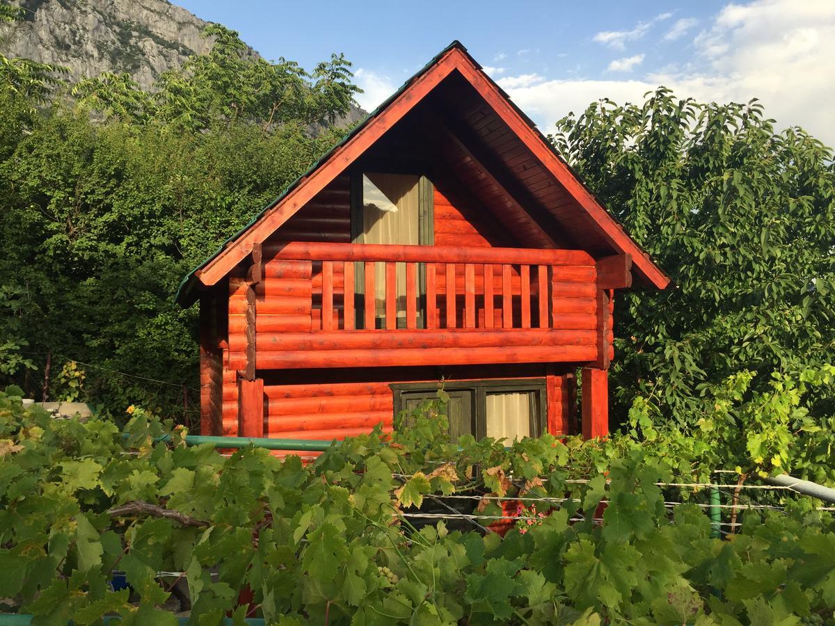 Holiday Village Ostrog Nikšić Exterior foto